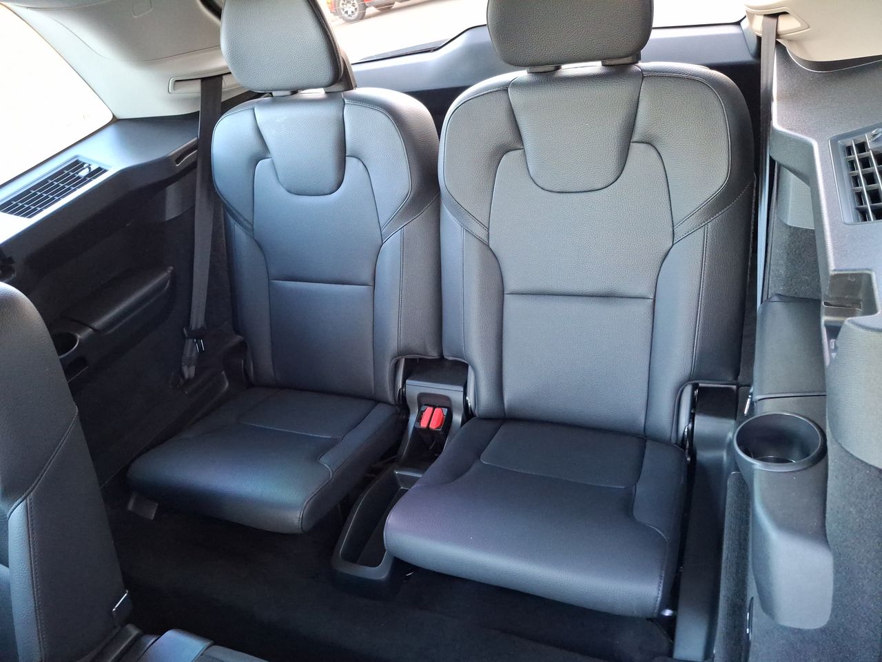 VOLVO - 36