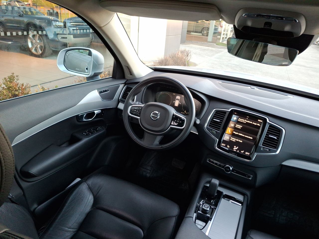 VOLVO - 16