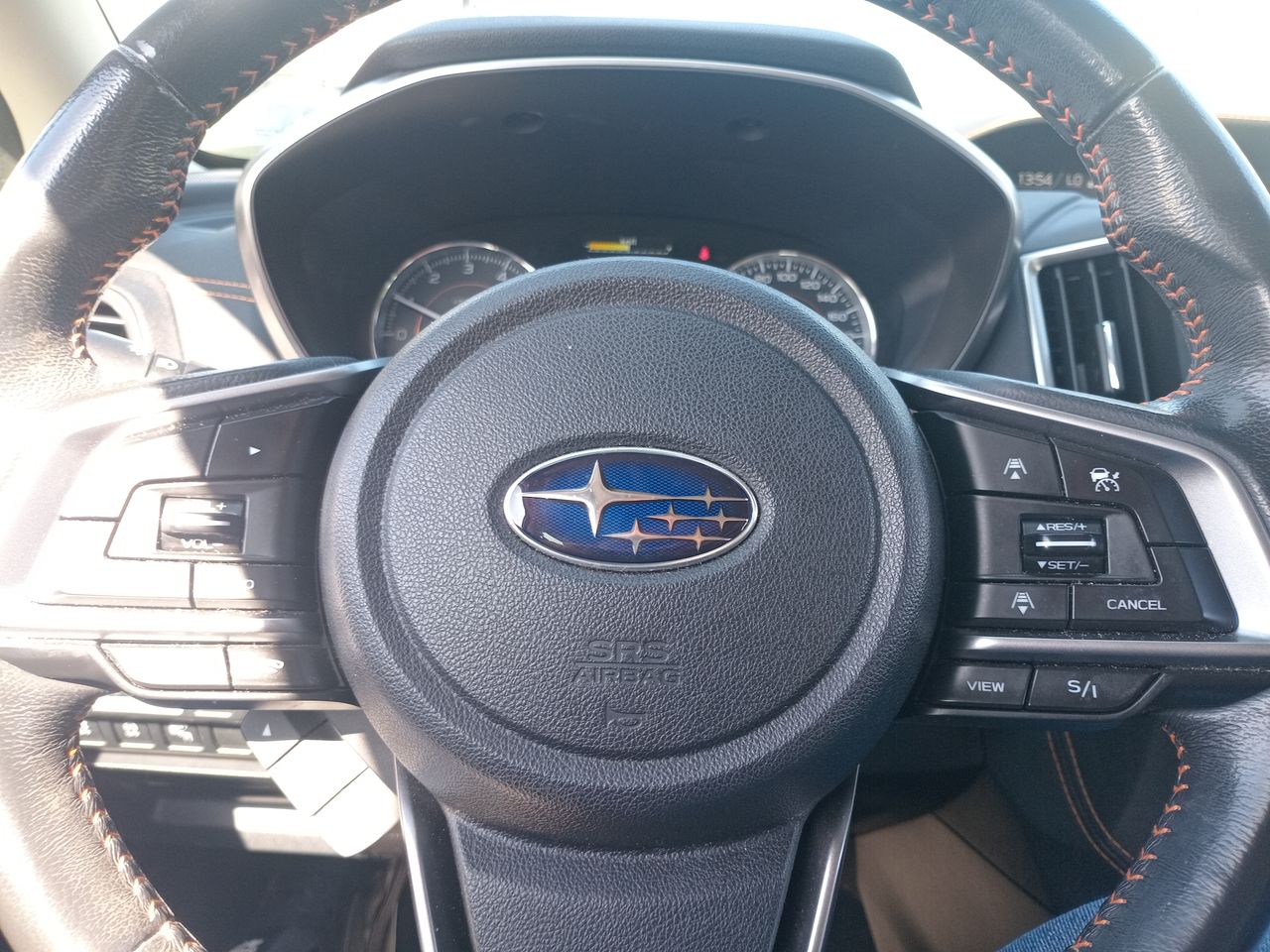 Subaru Xv — foto 18 de 28