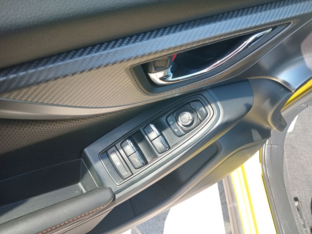 Subaru Xv — foto 14 de 28