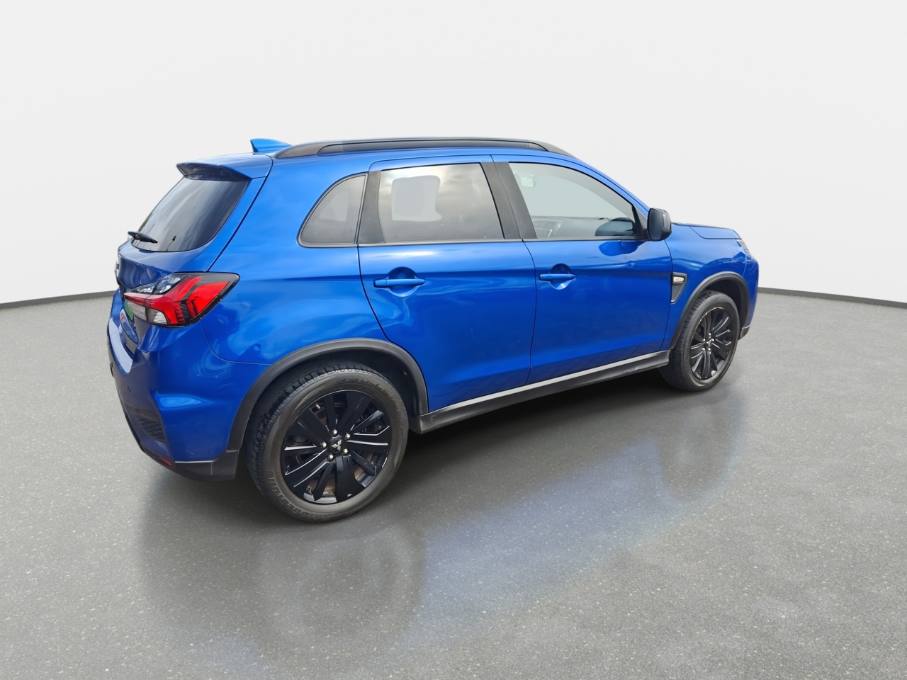 Mitsubishi Asx — foto 8 de 35