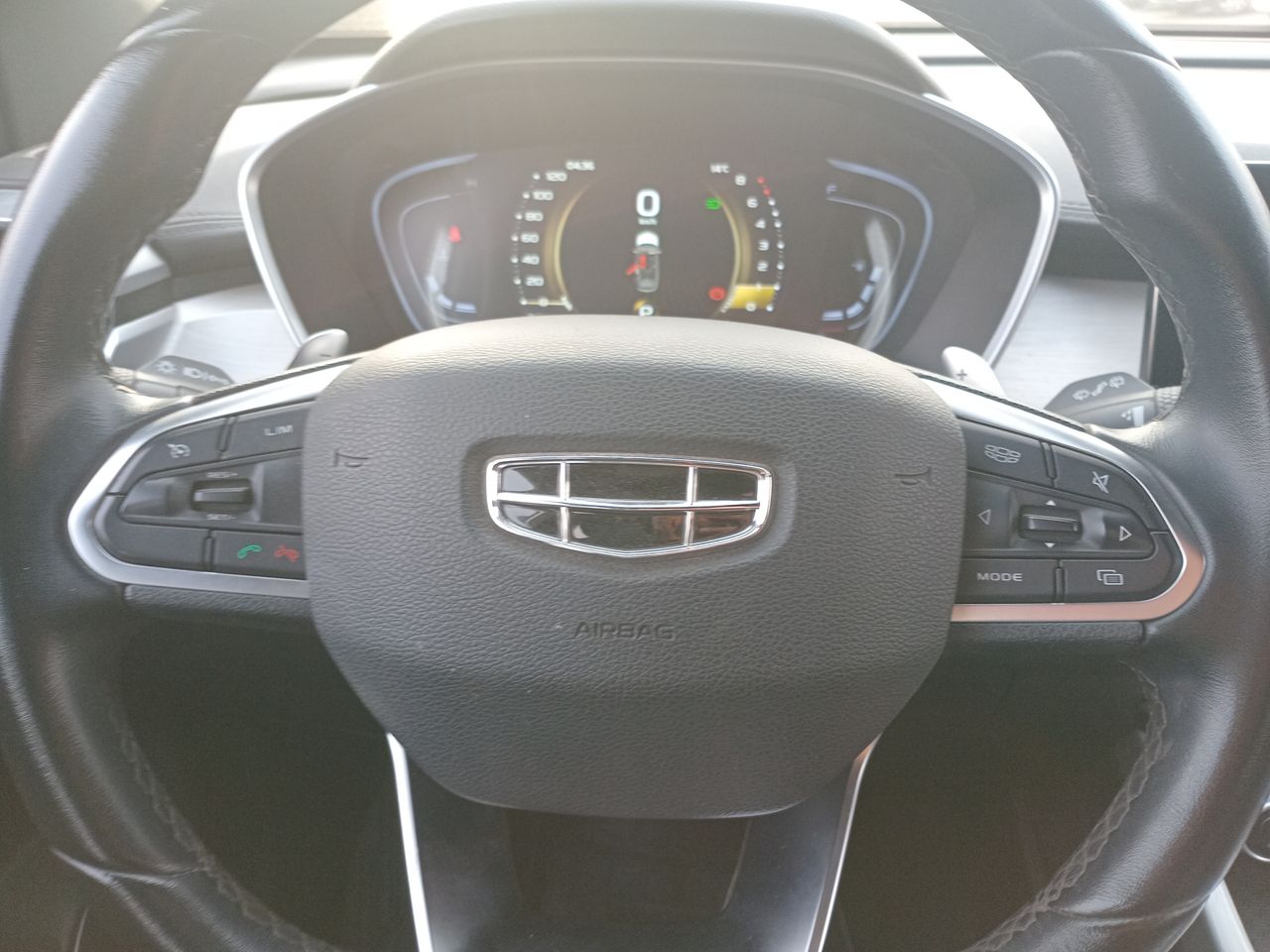 GEELY - 16