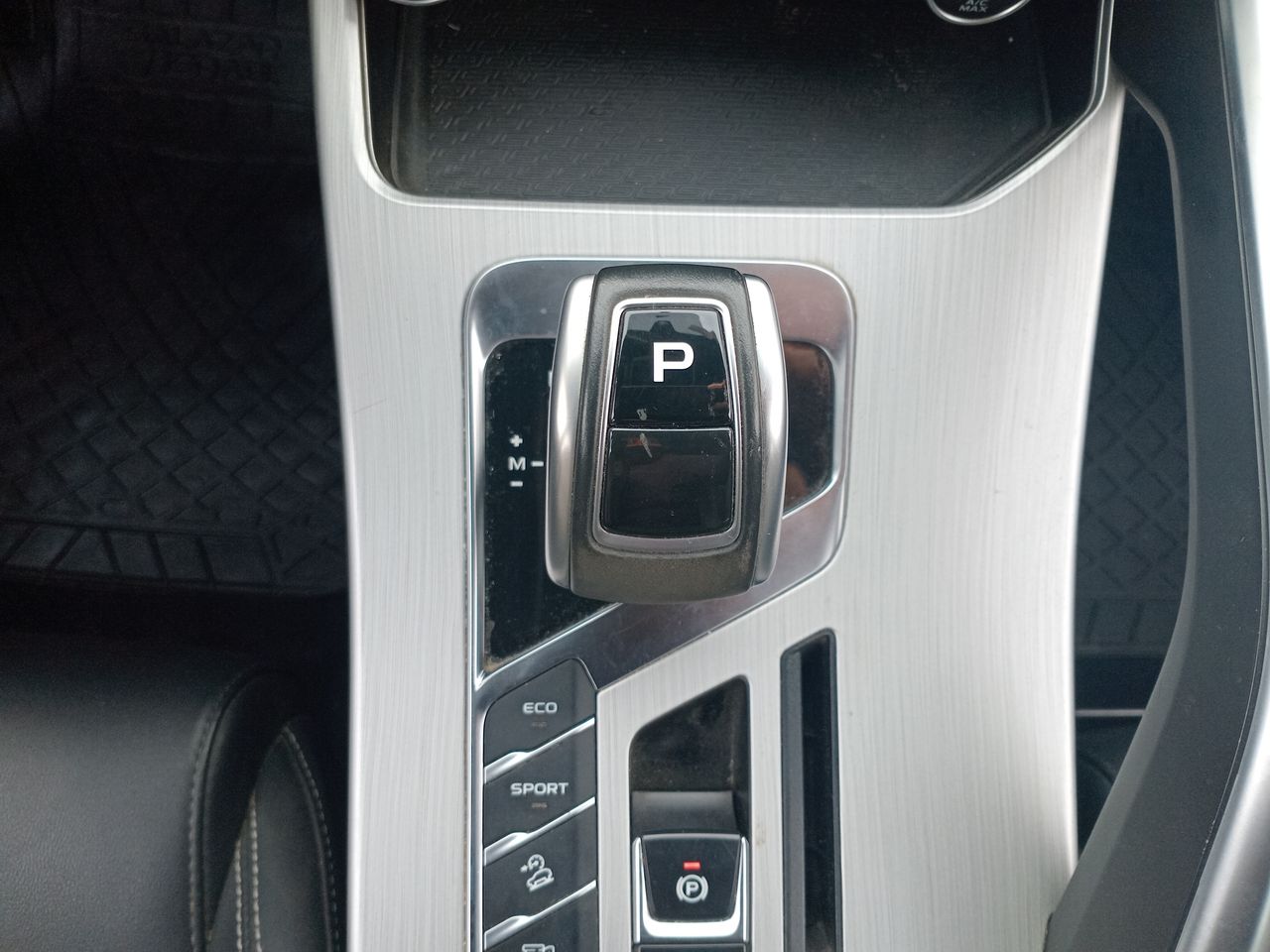 GEELY - 21