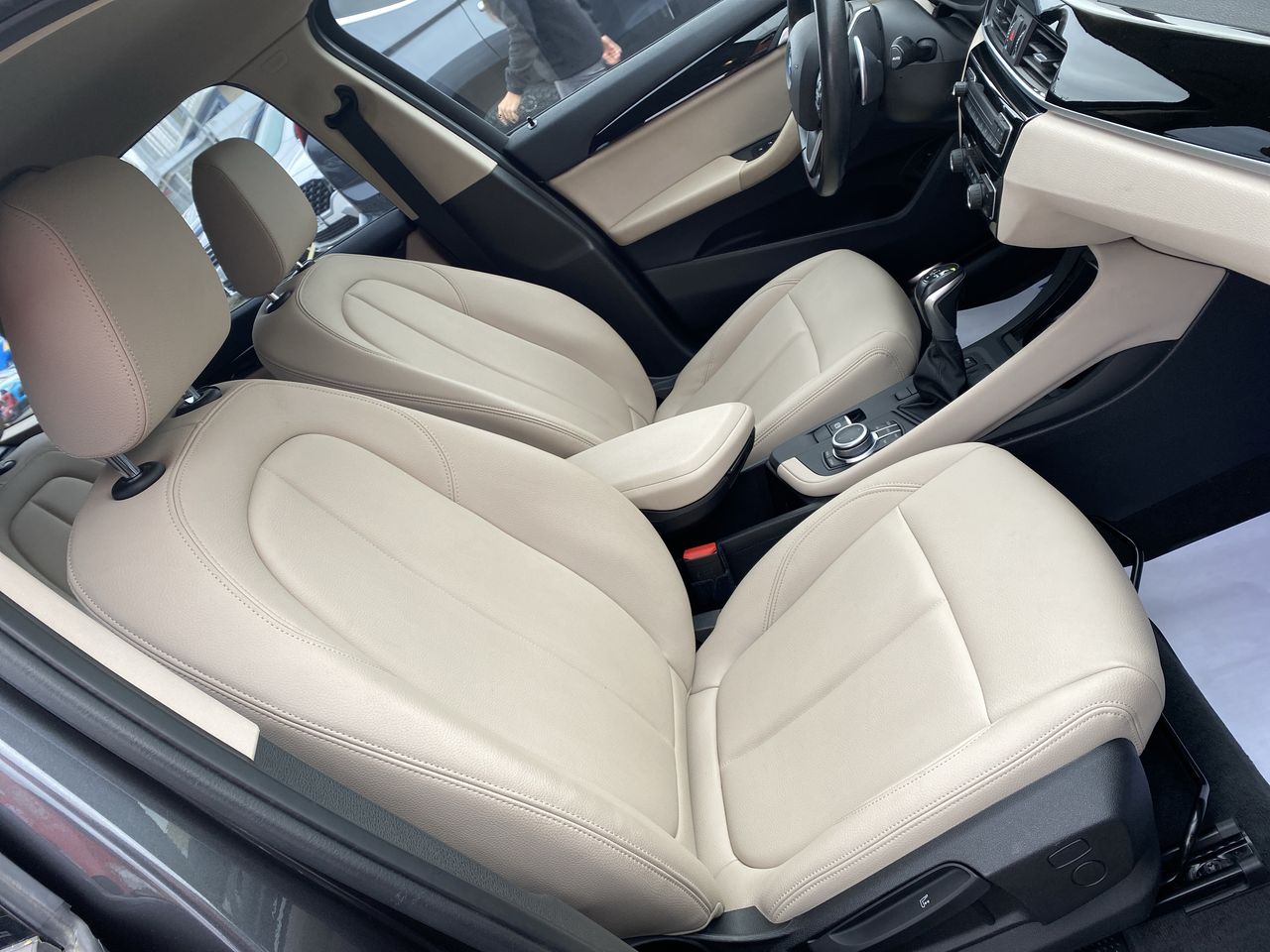 BMW - 32