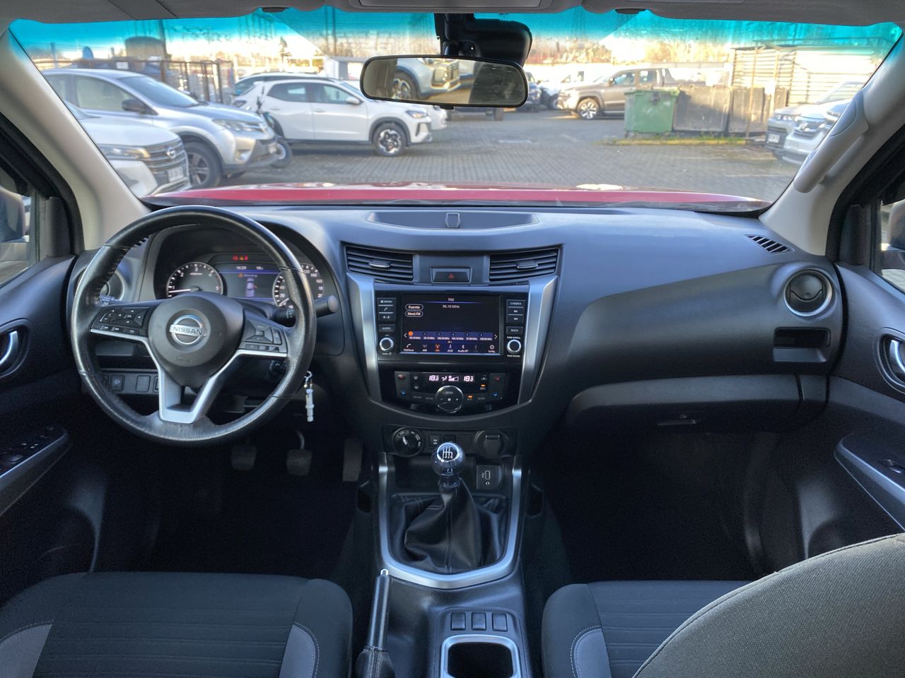 NISSAN - 25