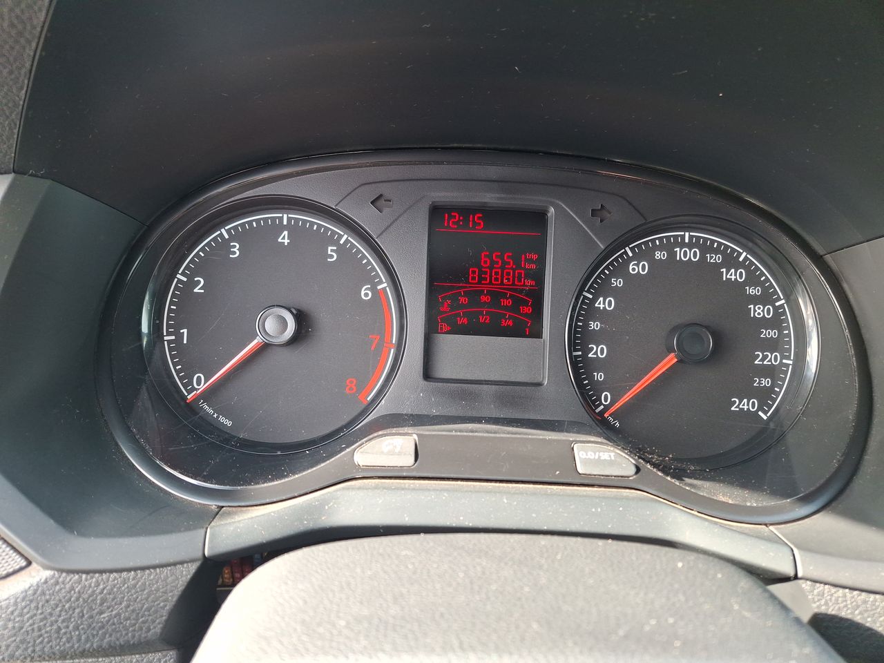 VOLKSWAGEN - 26