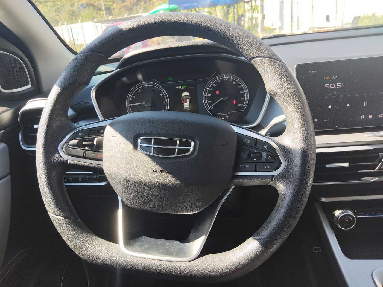 GEELY - 18