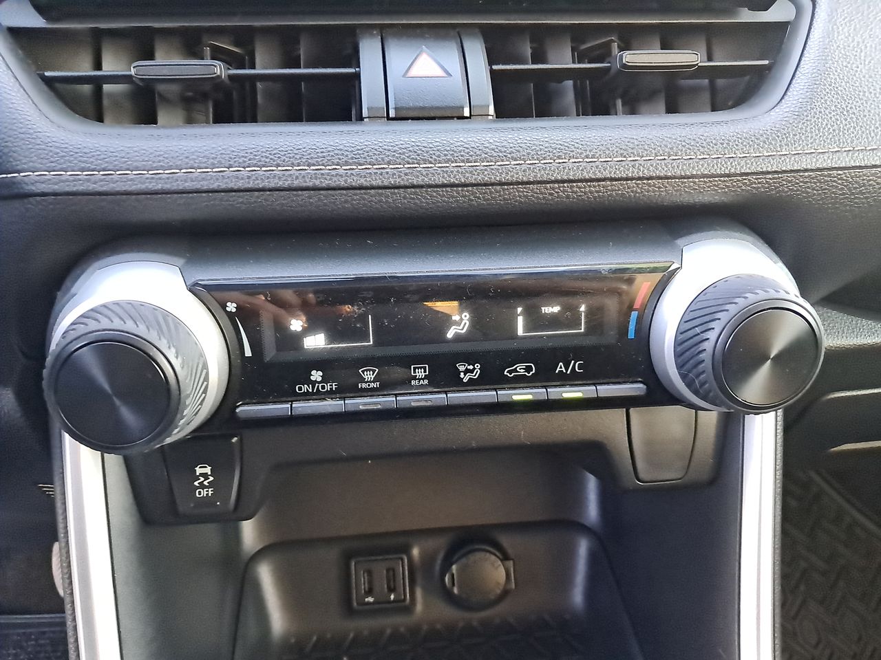 TOYOTA - 30