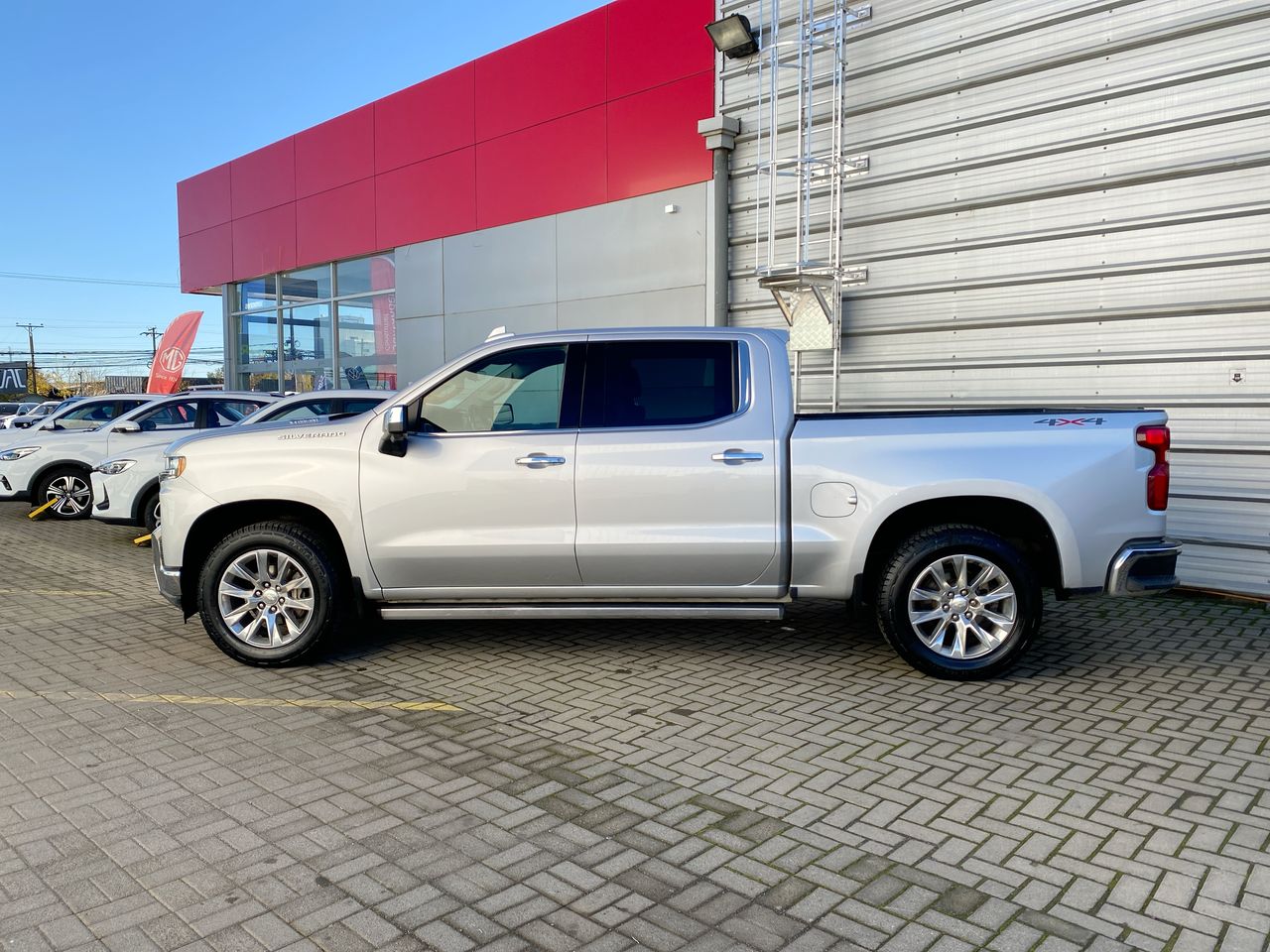 CHEVROLET - 4