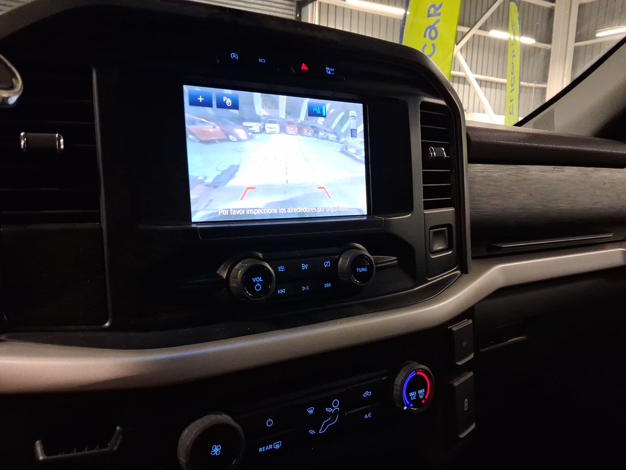 Ford F-150 — foto 20 de 24