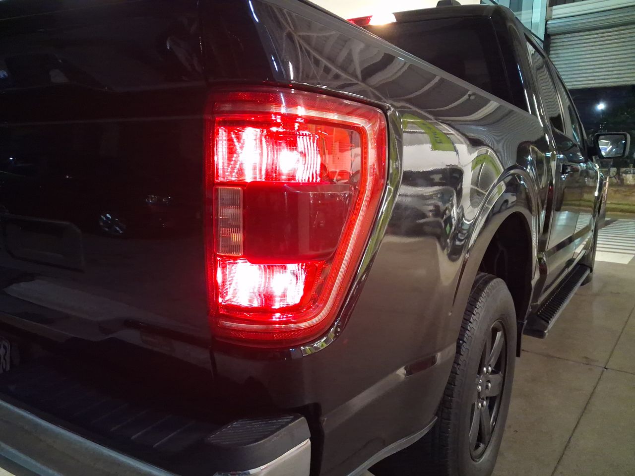Ford F-150 — foto 13 de 24