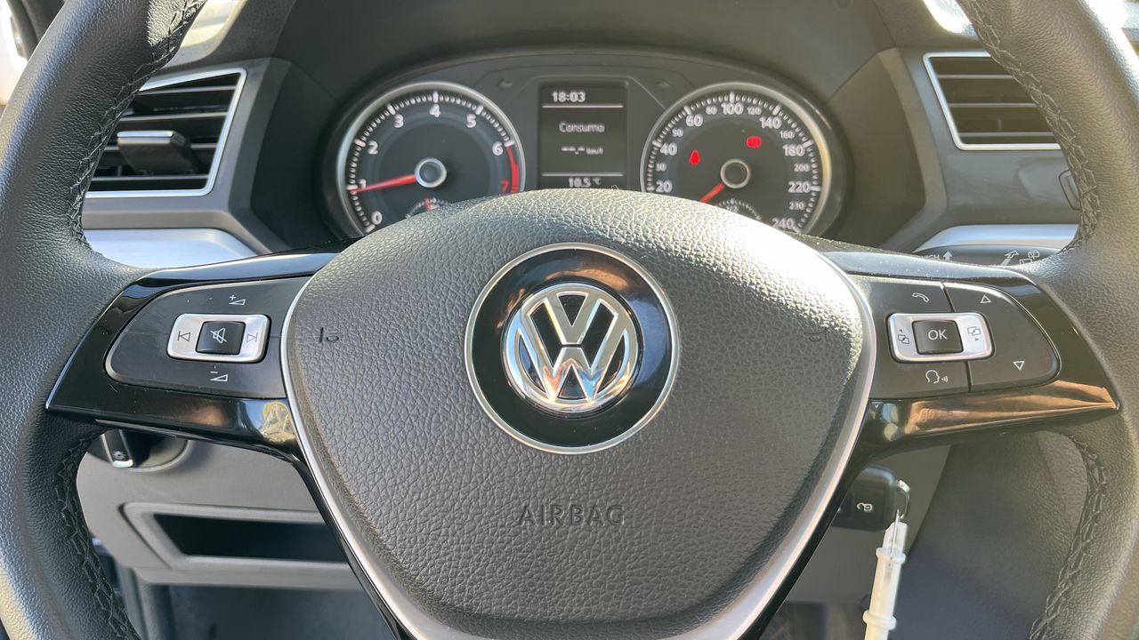VOLKSWAGEN - 31