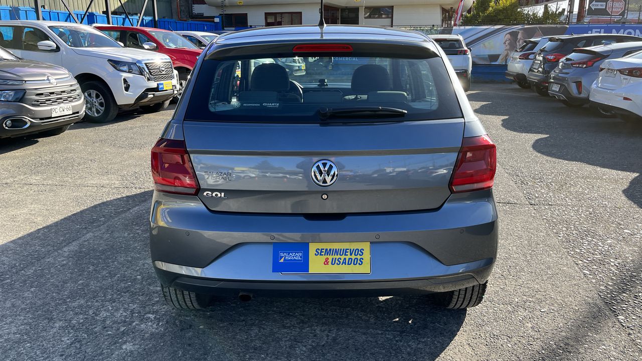 VOLKSWAGEN - 8