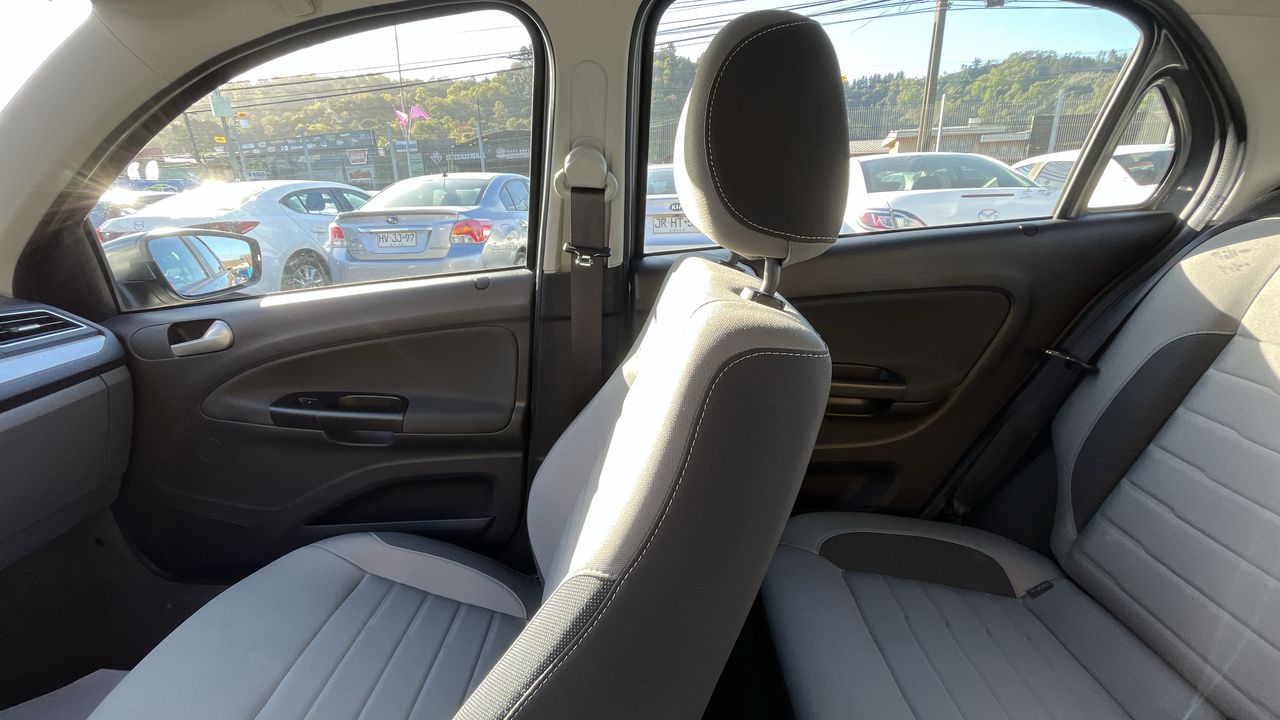 VOLKSWAGEN - 15