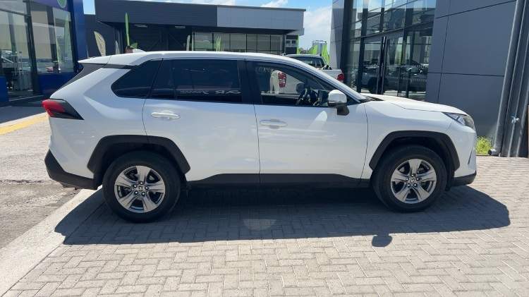 TOYOTA - 3