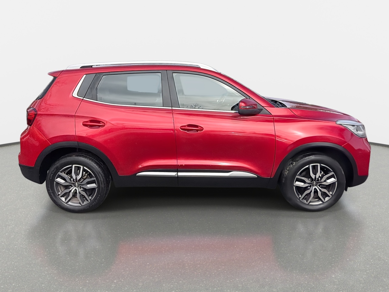 Chery Tiggo 3 — foto 9 de 28