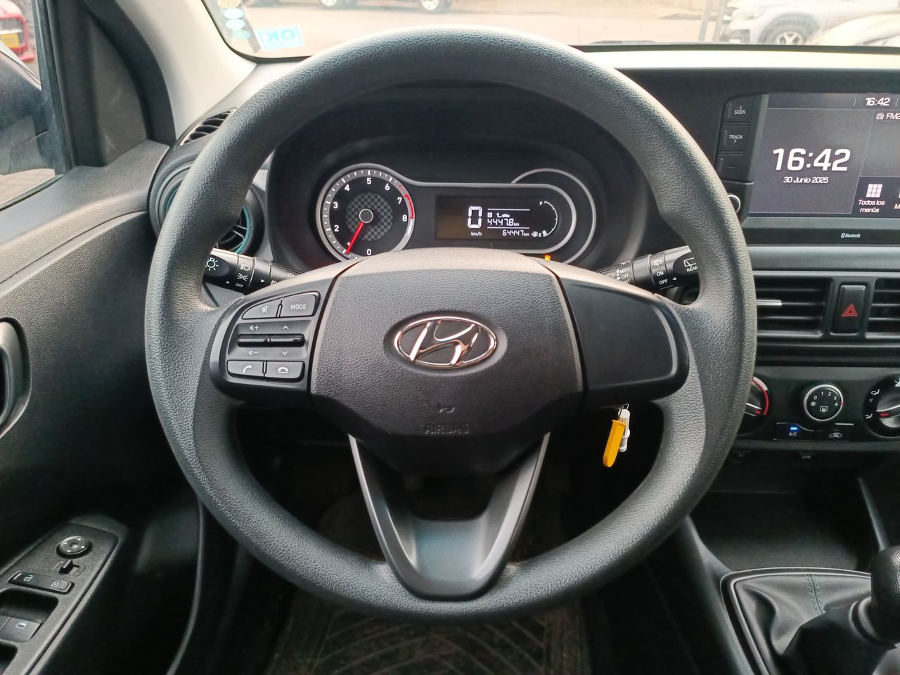 HYUNDAI - 26