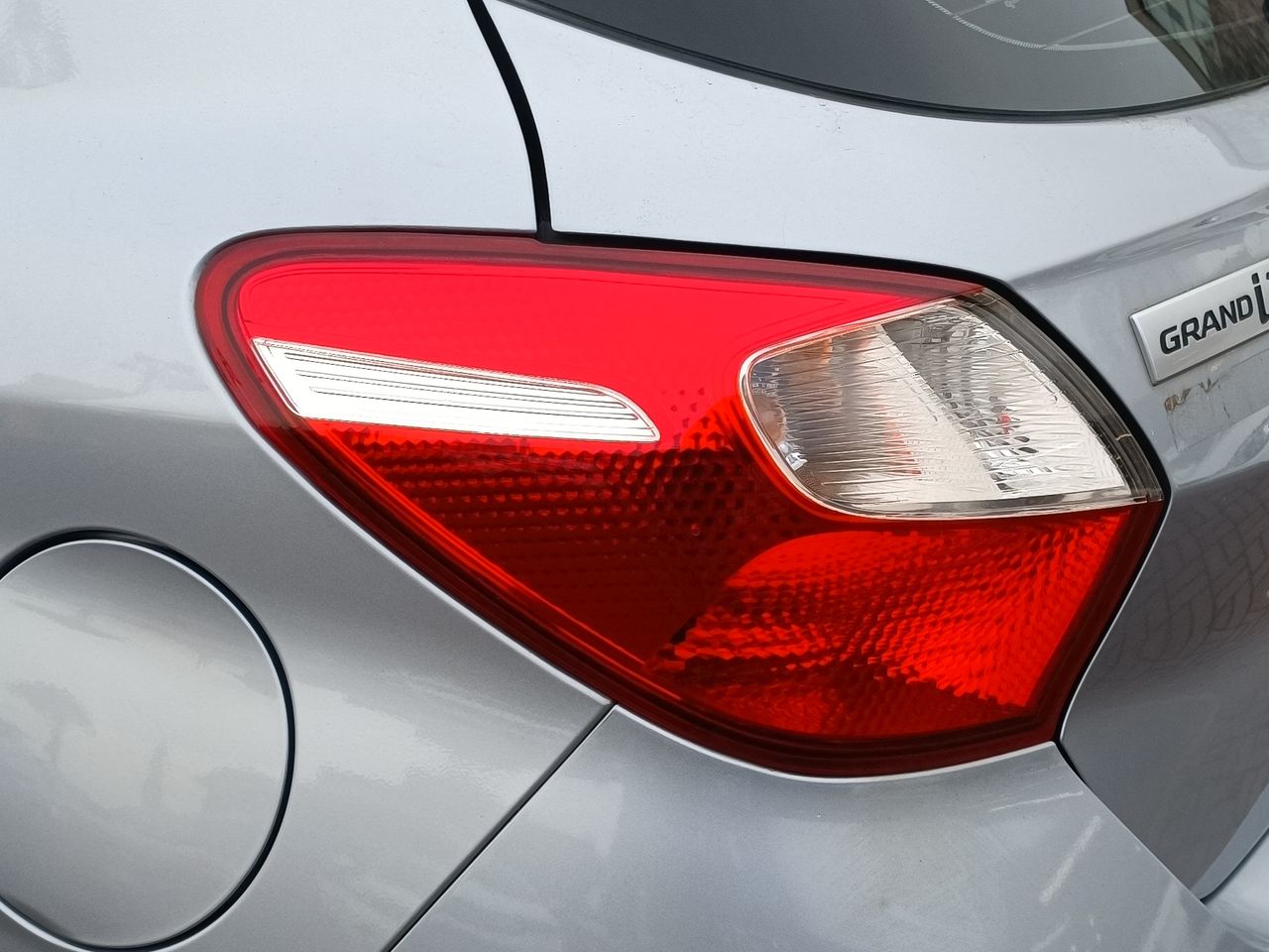 HYUNDAI - 21