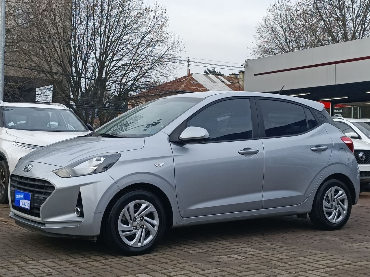 HYUNDAI - 3