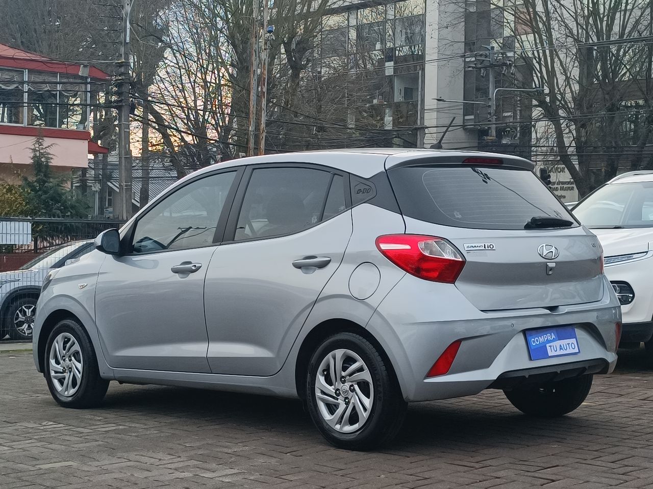 HYUNDAI - 5