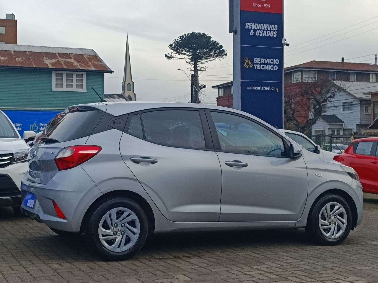 HYUNDAI - 7