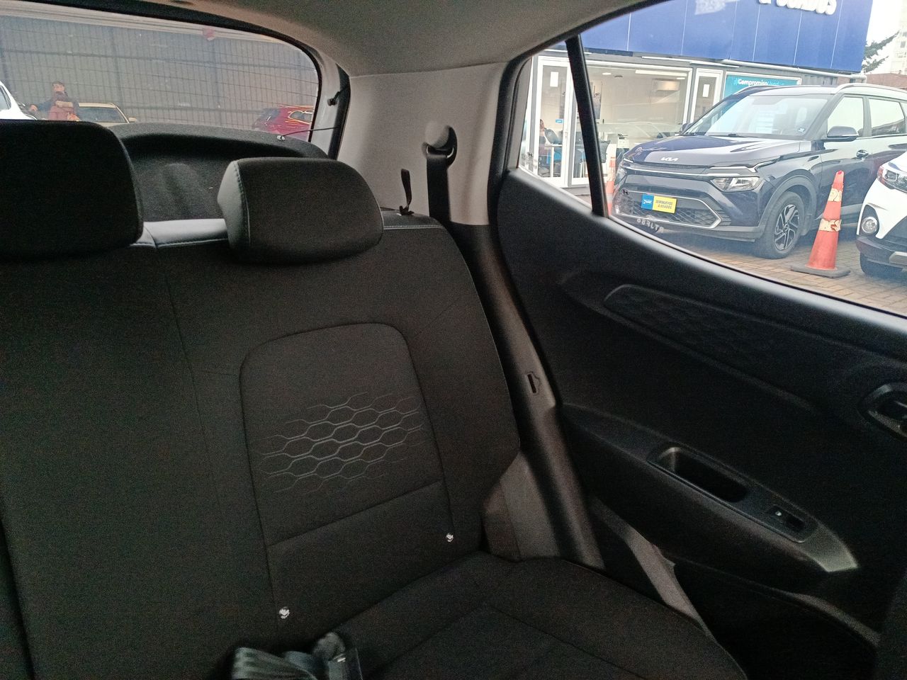 HYUNDAI - 14