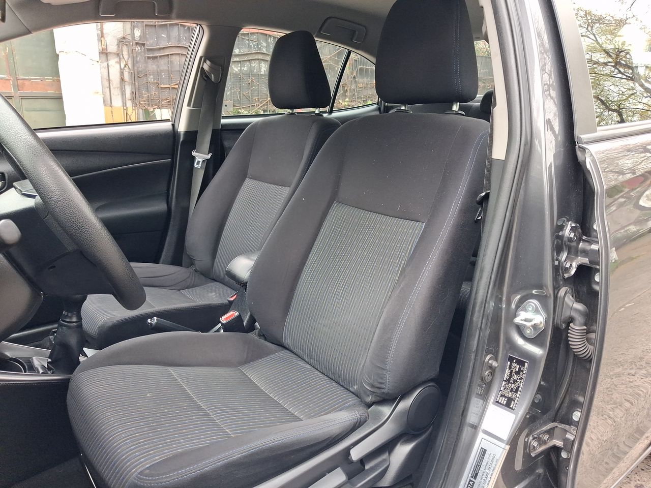 Toyota Yaris — foto 15 de 27