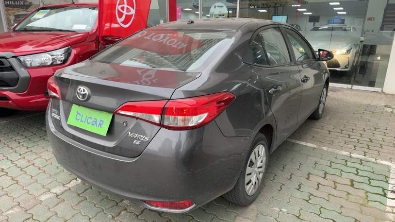 TOYOTA - 4