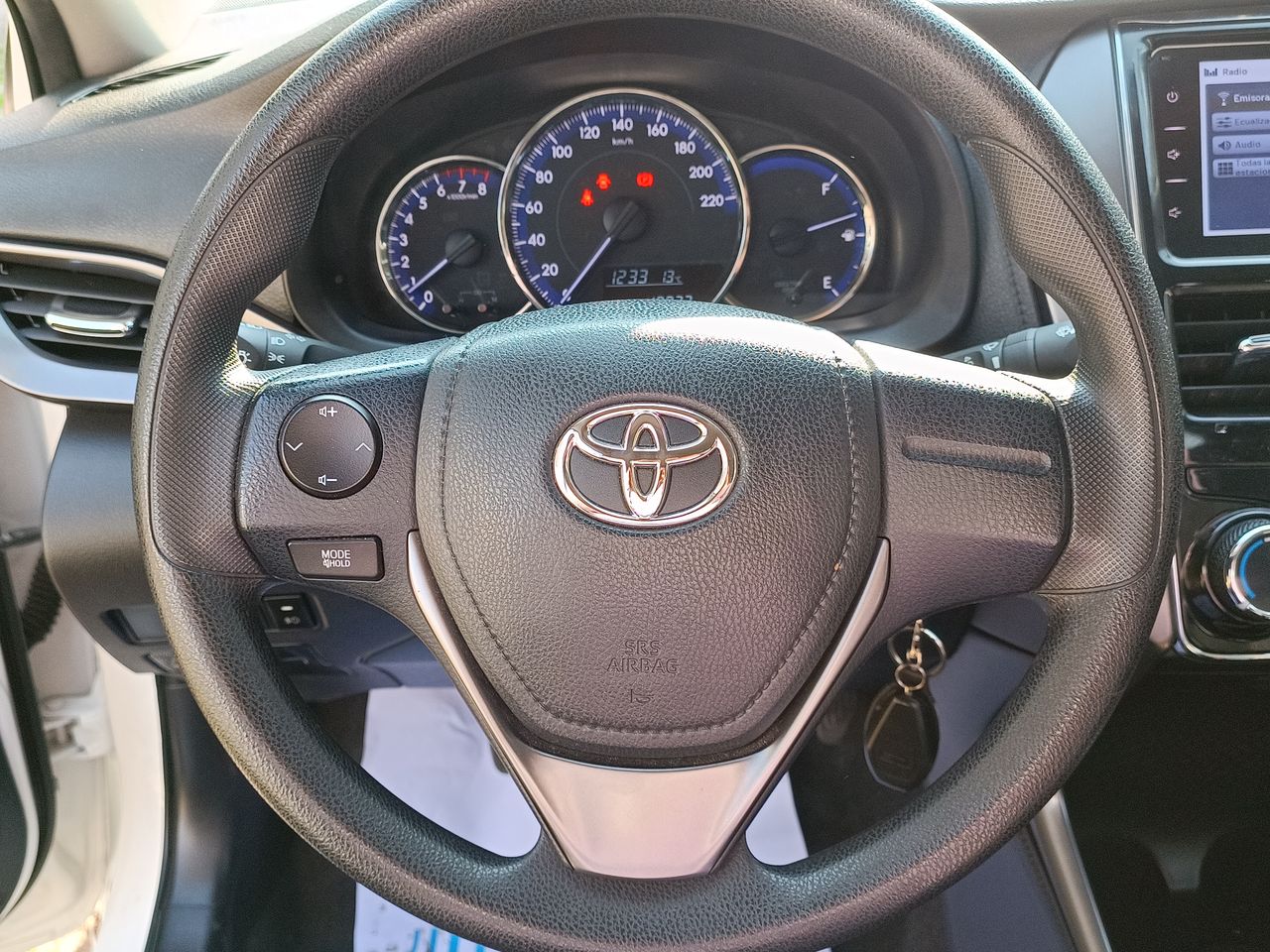 TOYOTA - 26