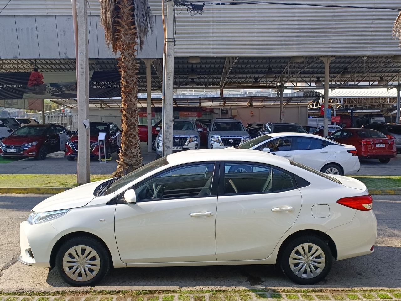 TOYOTA - 4