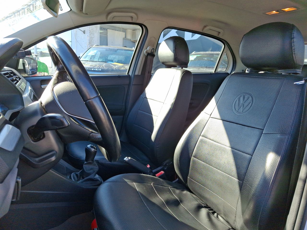 VOLKSWAGEN - 23