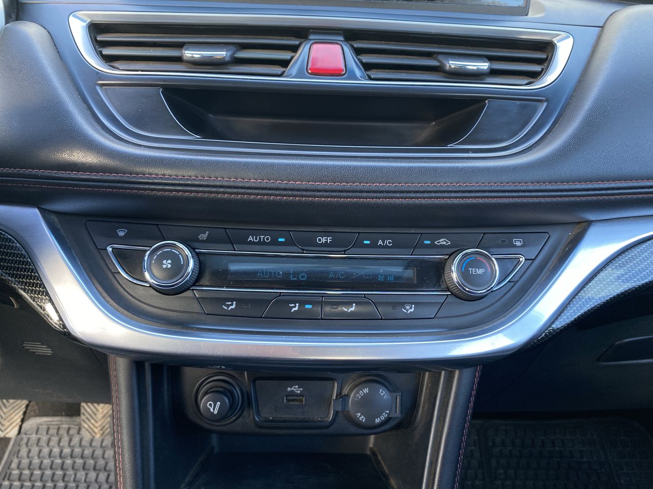 JAC Js3 — foto 32 de 37