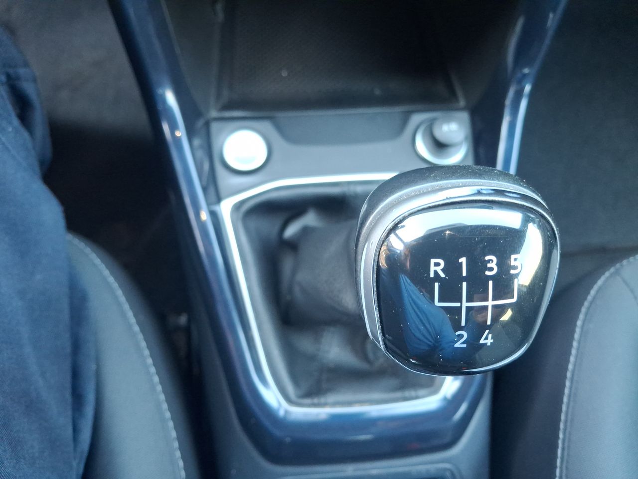 VOLKSWAGEN - 31