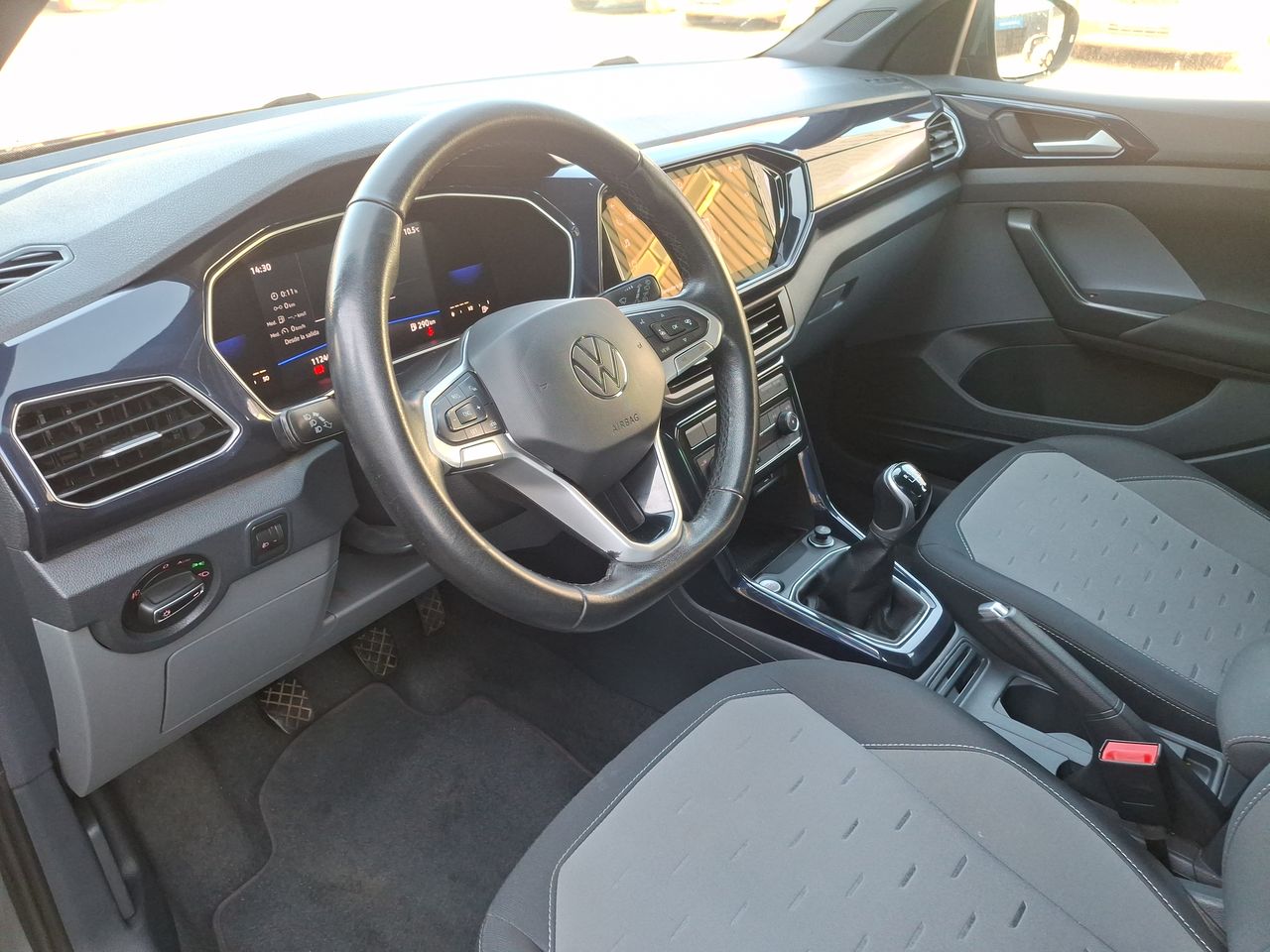 VOLKSWAGEN - 9