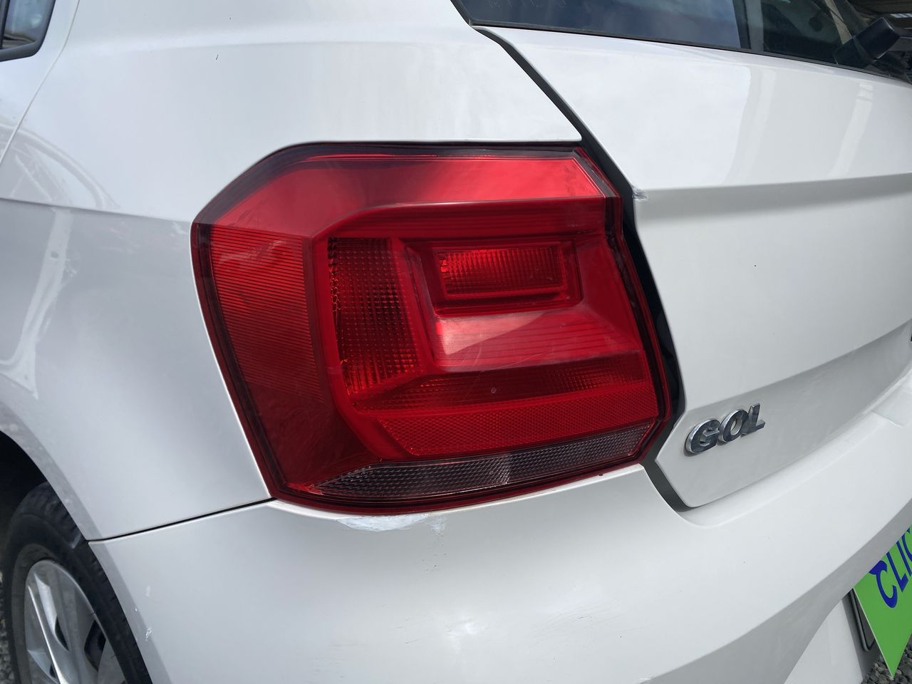 VOLKSWAGEN - 20