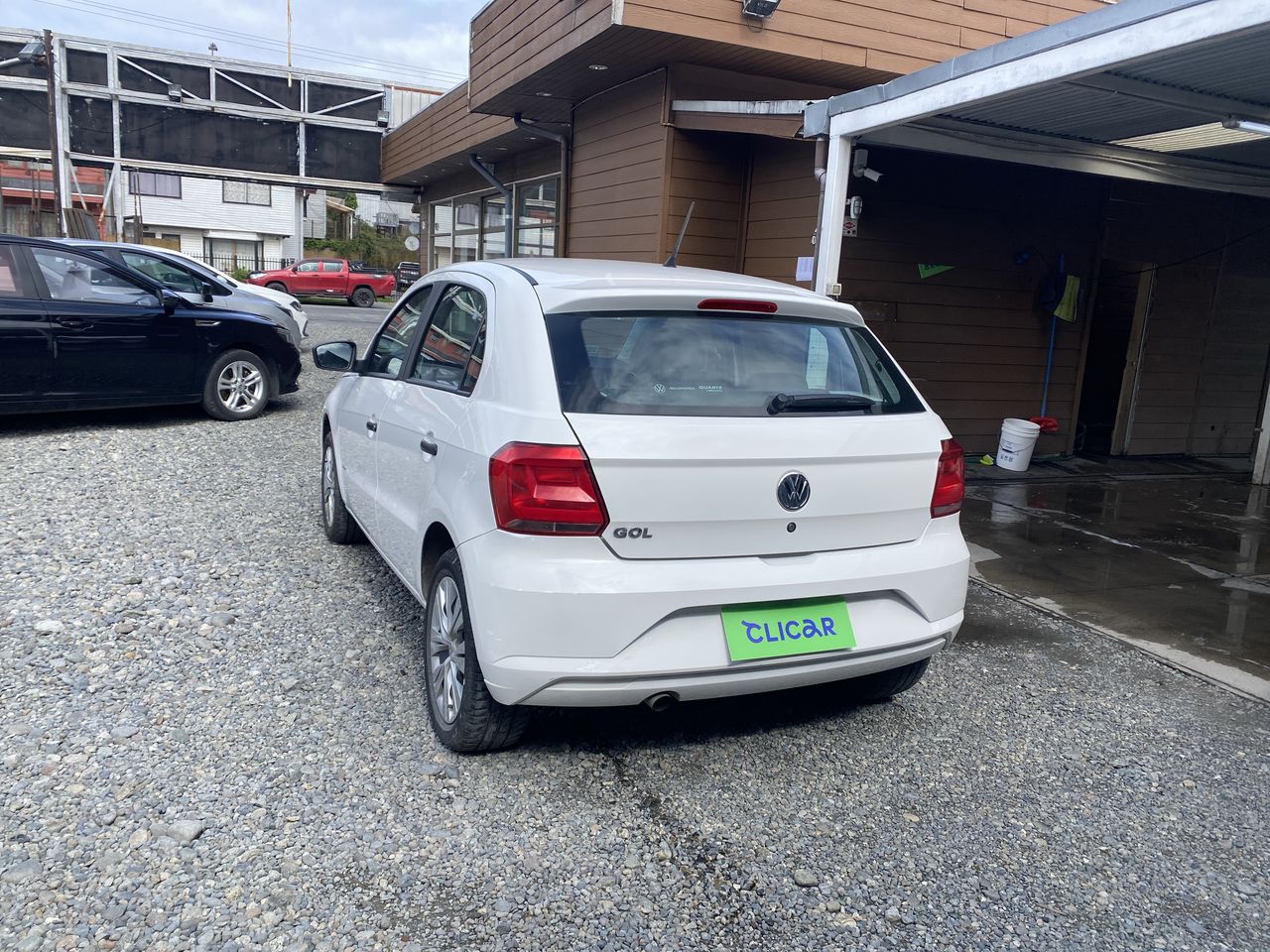VOLKSWAGEN - 5