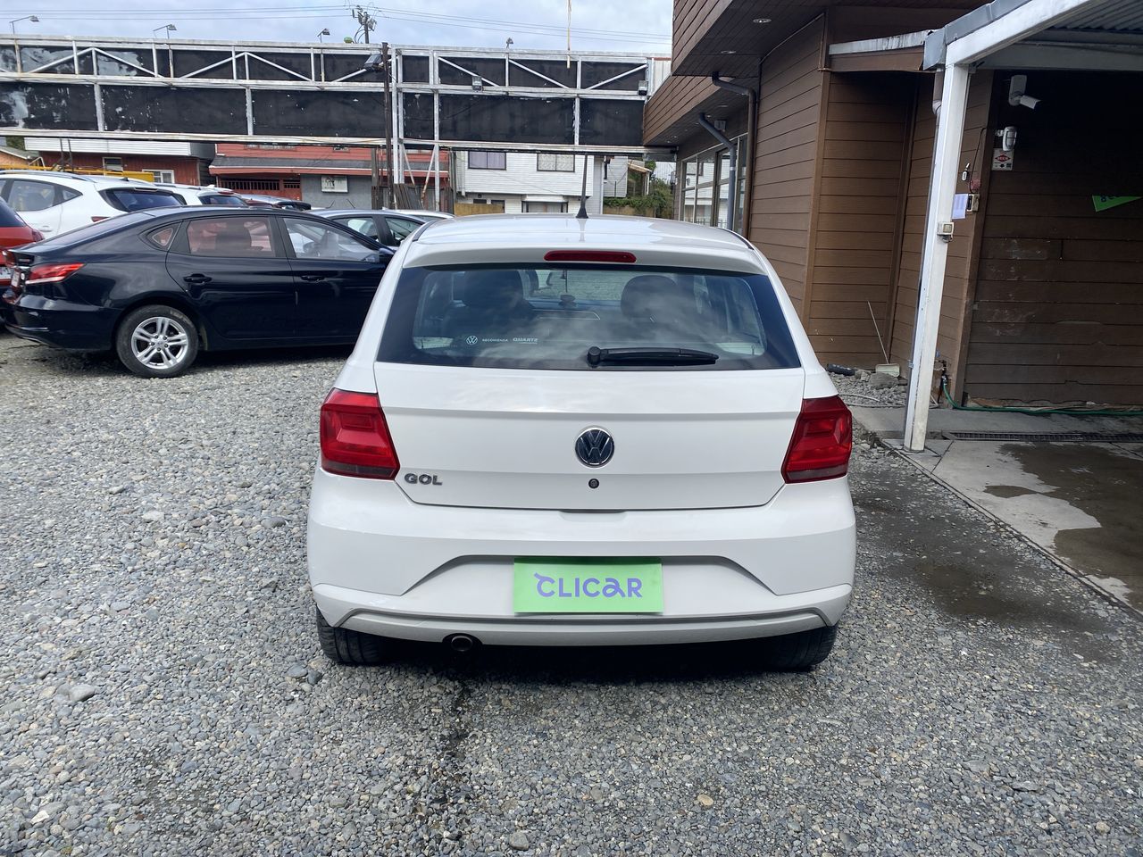 VOLKSWAGEN - 6