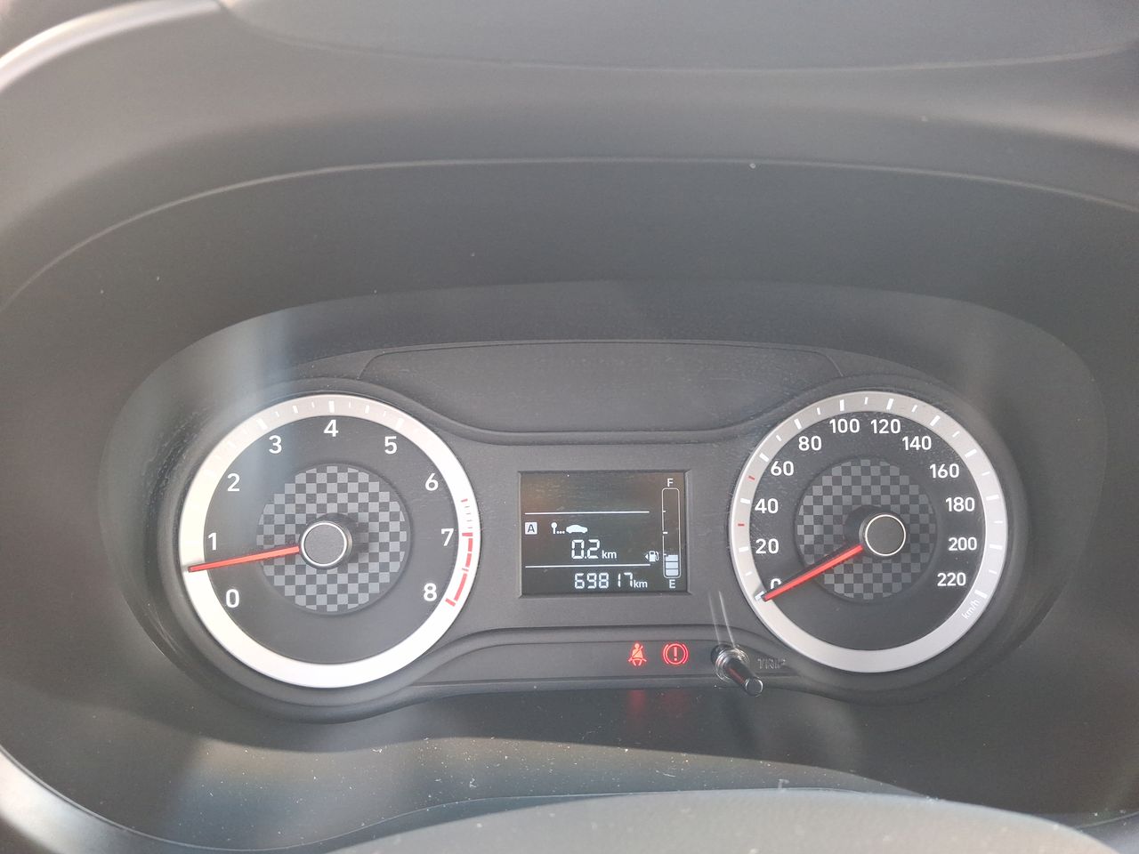 HYUNDAI - 27