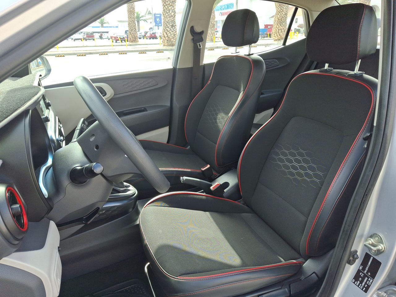 HYUNDAI - 24