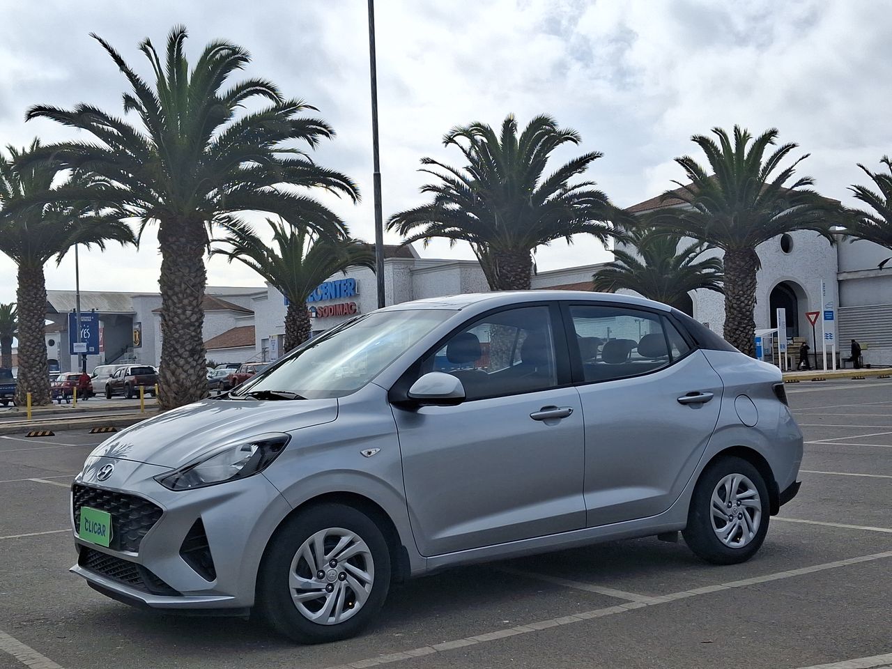 HYUNDAI - 3