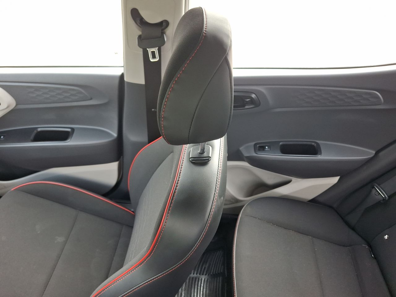 HYUNDAI - 11
