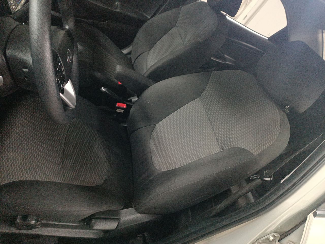 HYUNDAI - 17