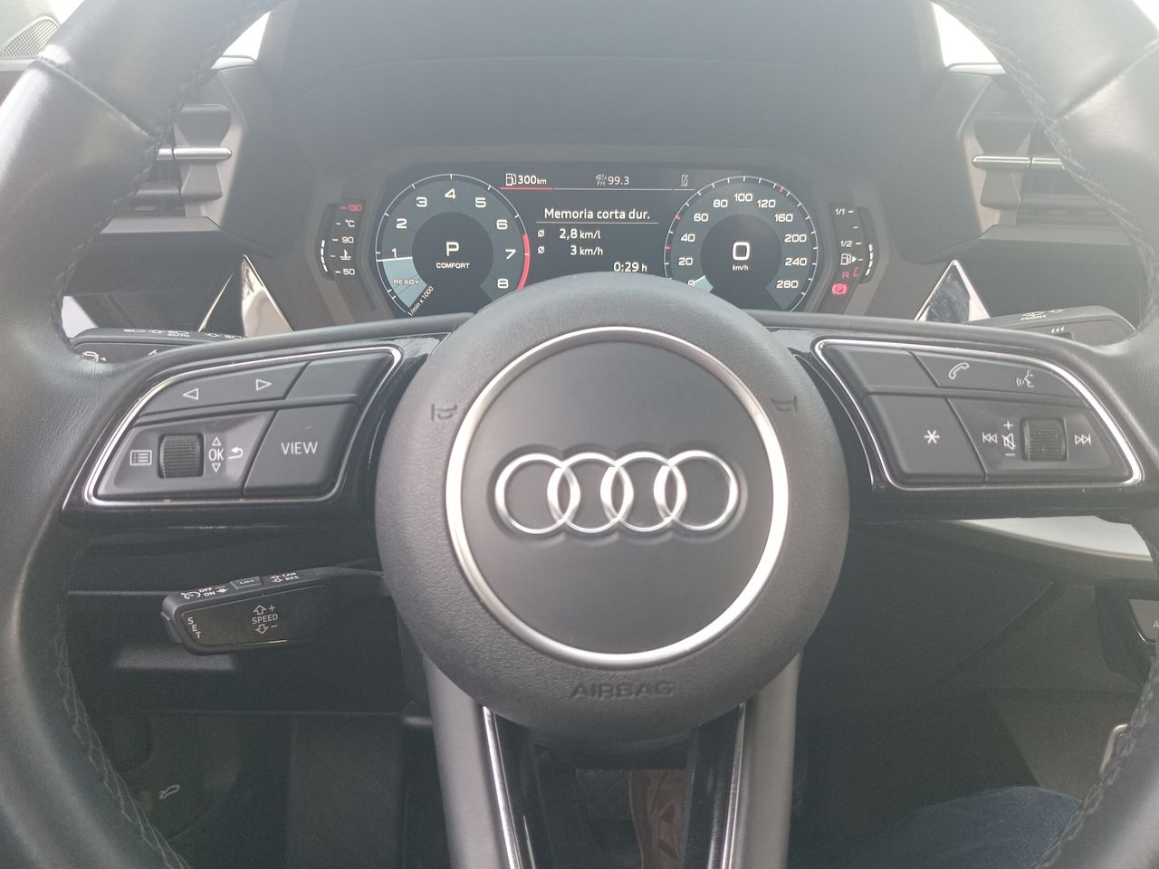 AUDI - 25