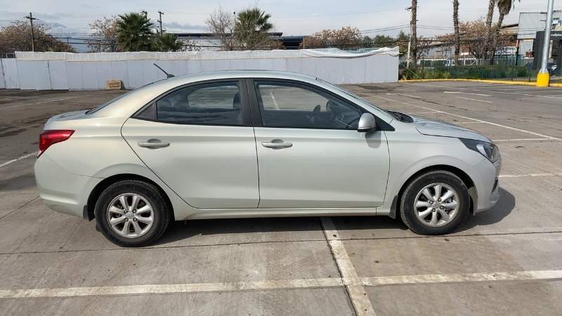 HYUNDAI - 3