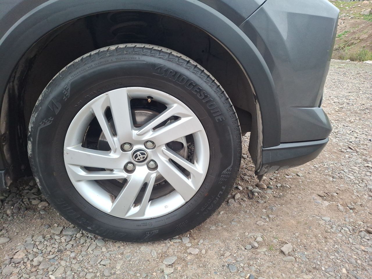 Toyota Raize — foto 10 de 23