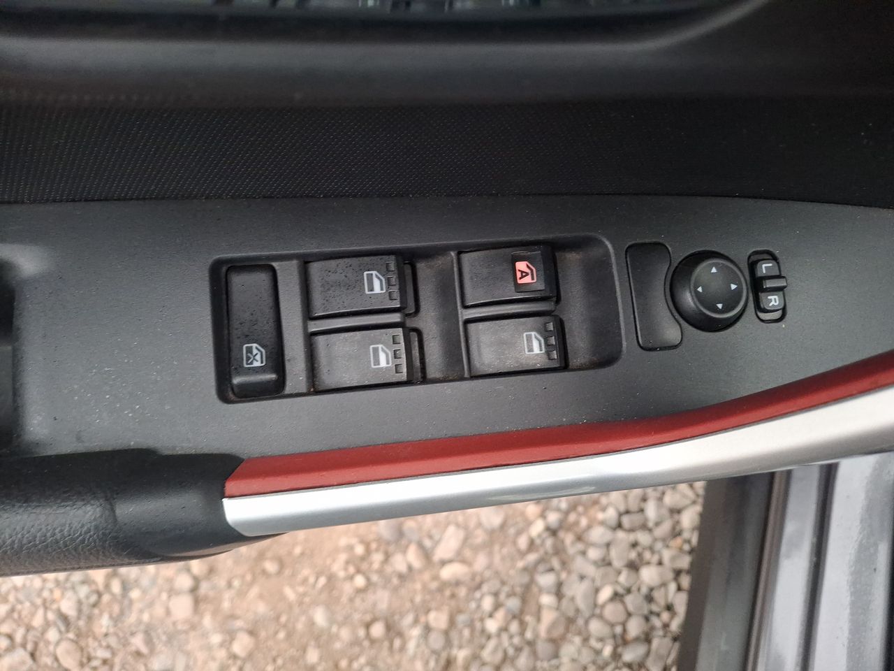 Toyota Raize — foto 15 de 23