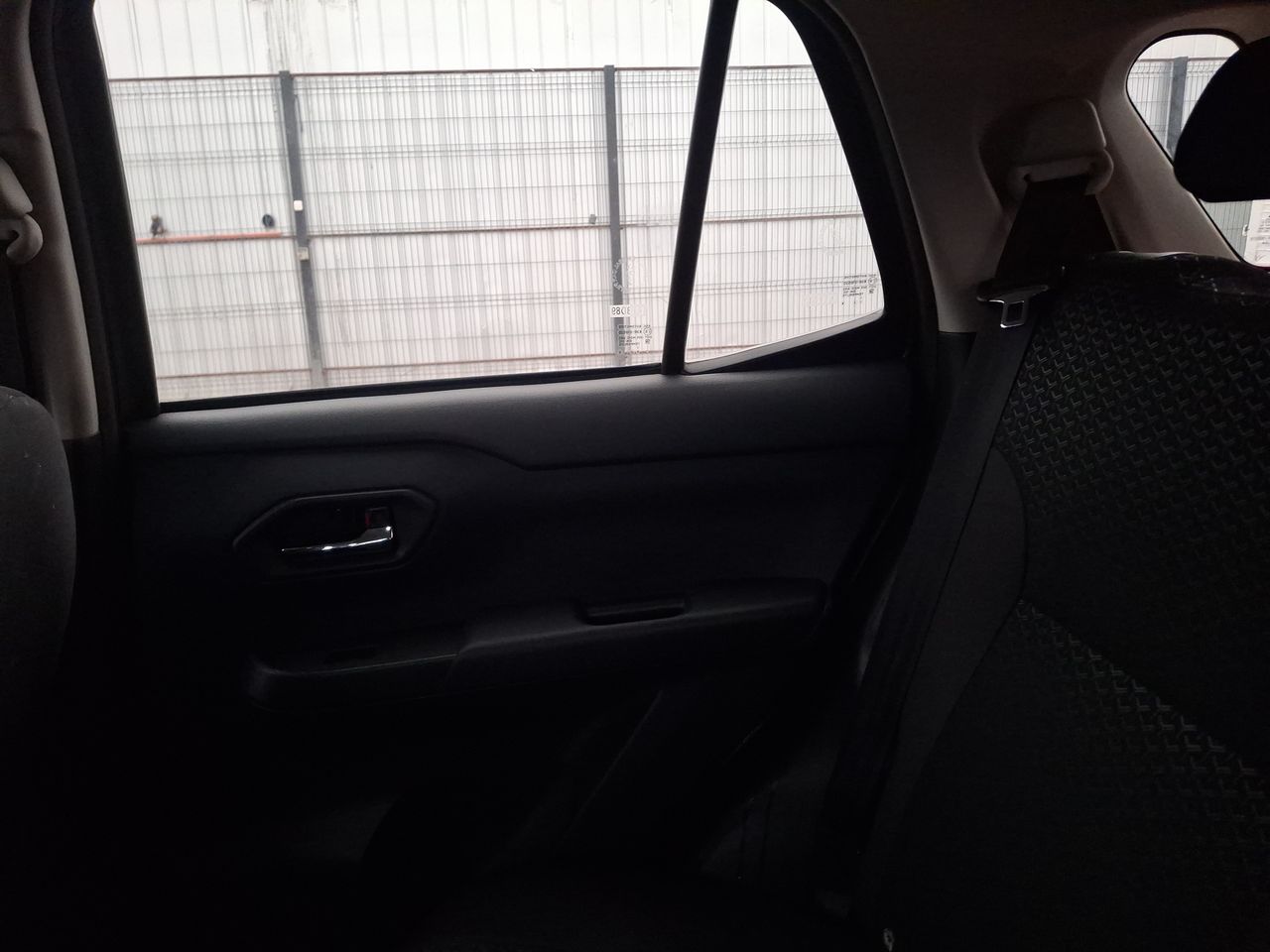 Toyota Raize — foto 5 de 23