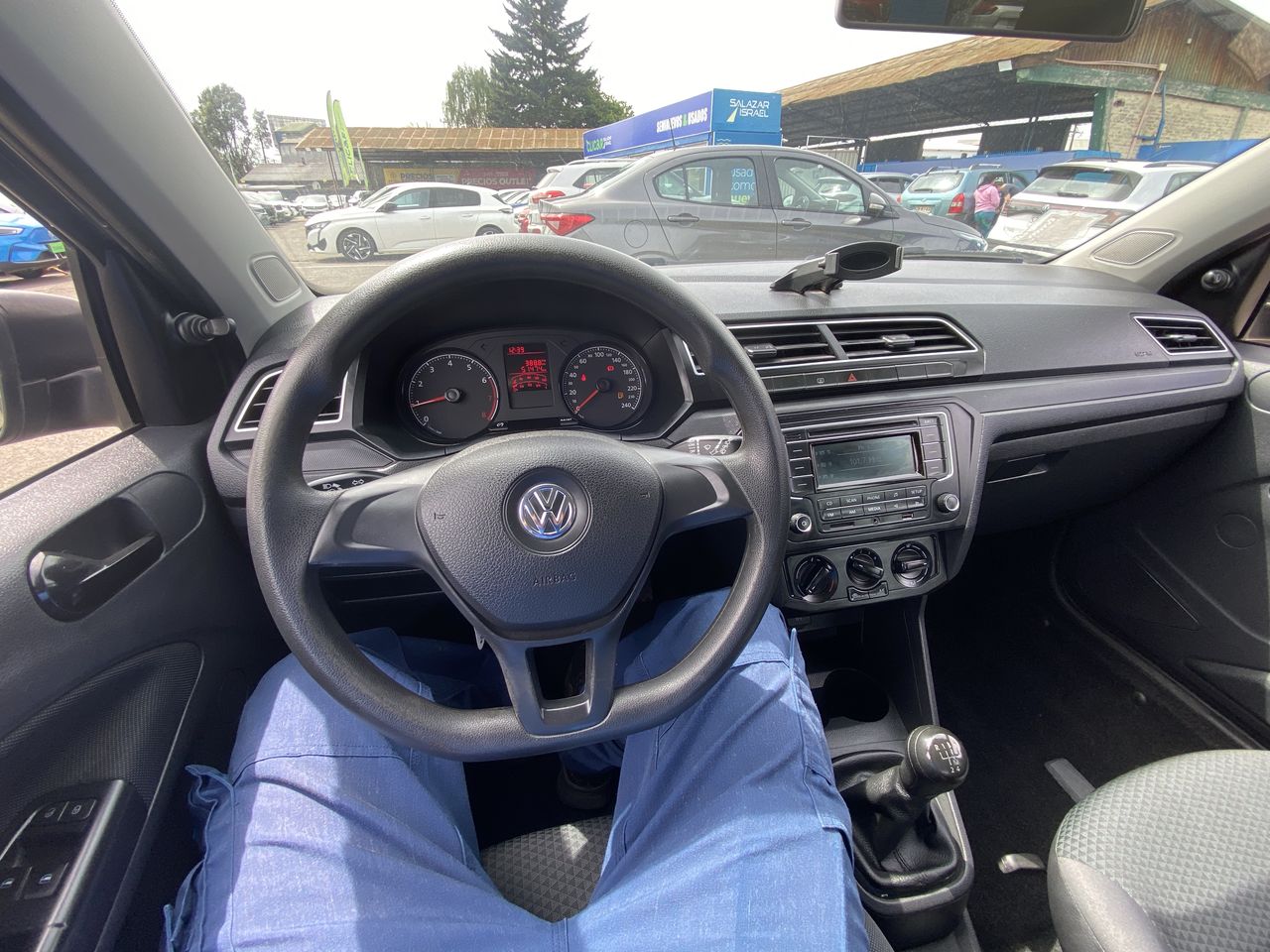 VOLKSWAGEN - 29