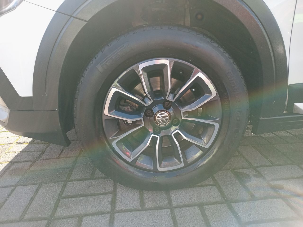 VOLKSWAGEN - 9