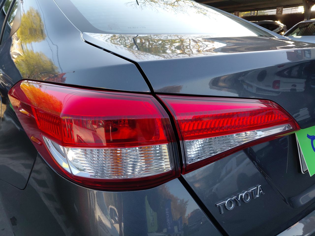 TOYOTA - 18